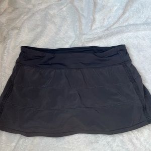 Lululemon pleaded skirt